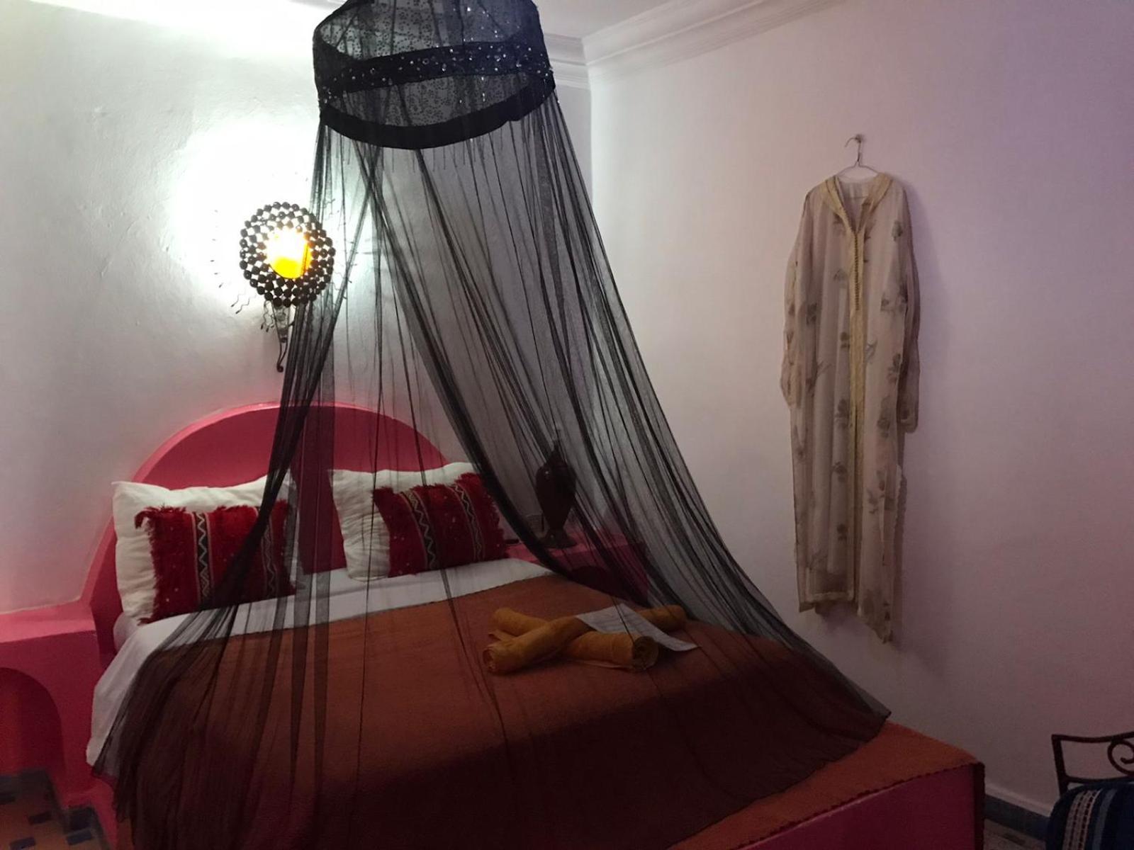 Hotel Riad Gnaoua Есувейра Екстериор снимка