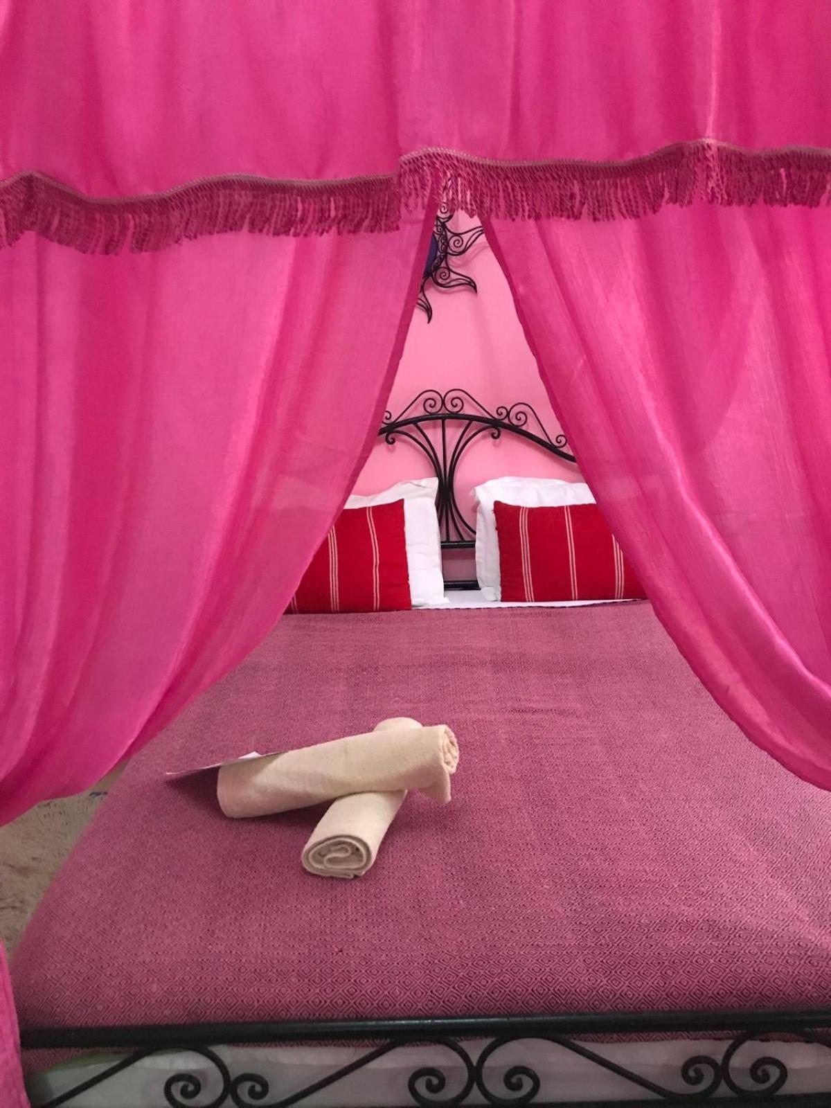 Hotel Riad Gnaoua Есувейра Екстериор снимка