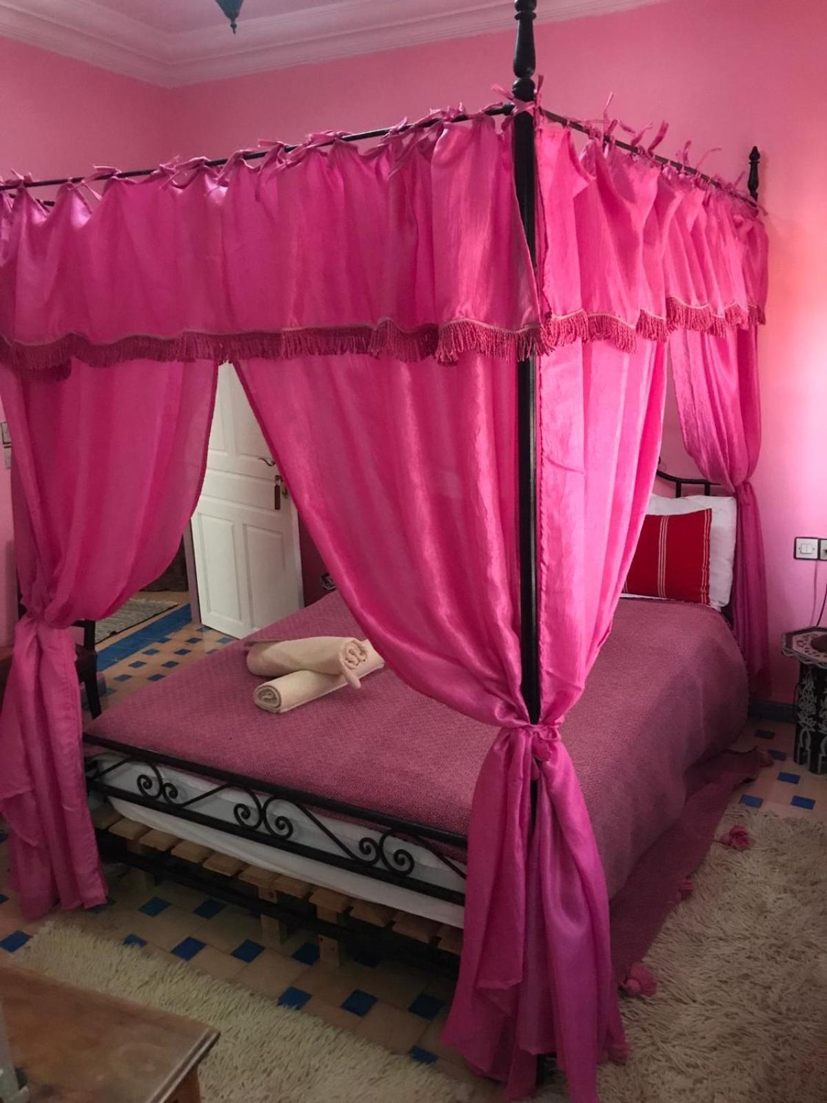 Hotel Riad Gnaoua Есувейра Екстериор снимка